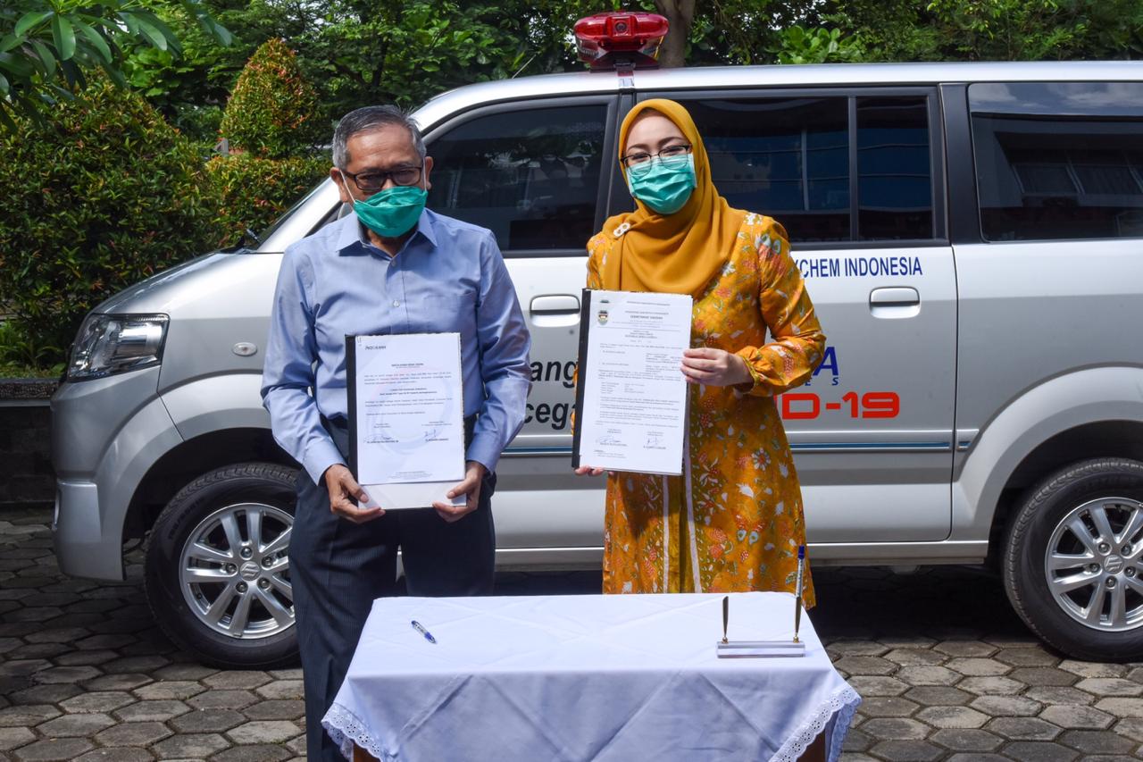 PT. Indorama Sumbang Ambulans Khusus Covid-19